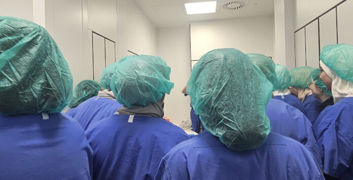Besuch in der Krankenhausapotheke im Städtischen Klinikum Karlsruhe
